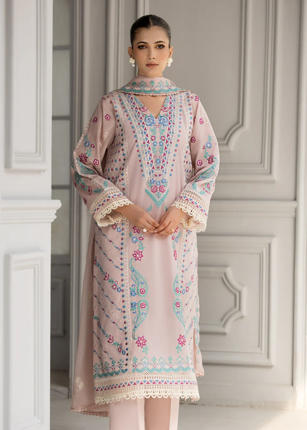 Gorgeous - Most Premium Outfit - Image 3